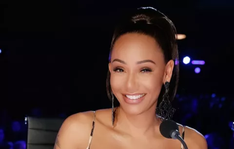 Mel B  tuvo sexo con una de sus compañeras de las Spice Girls 