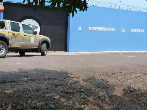 Sin rastro de menores evadidos en Herrera