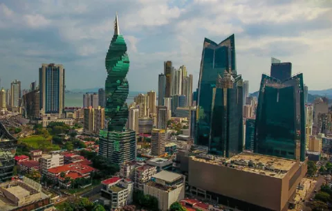 El mercado de oficinas  en Panamá atraviesa por una sobreoferta al contar con un excedente de inventario