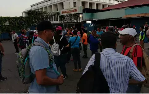 Arrendatarios del Mercado de Abastos preocupados por cierre de las instalaciones