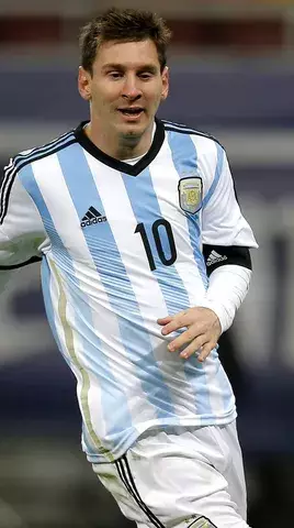 Mundial: Argentina, con Messi, empata y decepciona 
