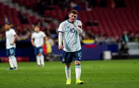 Venezuela le pasa por encima a Argentina en la vuelta de Messi
