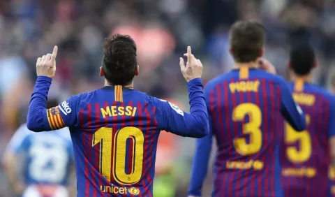 Leo Messi soluciona los problemas del Barcelona