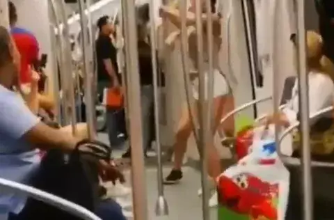 Chicas 'encienden' con su baile el Metro de Panamá y provocan reacciones en redes 