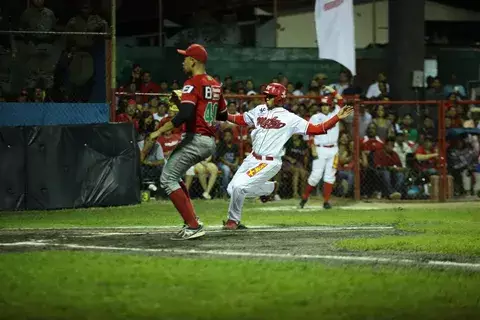 Metro: Campeón del Béisbol Juvenil 2014 