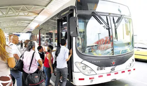 Cambios en los ruteros del metrobús causa confusión