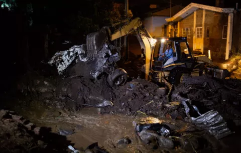 Mueren tres personas y 11 desaparecidos por fuertes lluvias en México