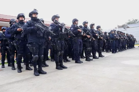 Más de 300 agentes vigilan la ciudad mexicana de Uruapan tras el asesinato de 19 personas