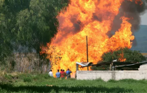 Explosión de un gasoducto en mexicana Celaya deja un muerto y tres heridos