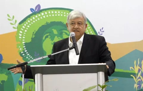 Denuncian a la Fiscalía mexicana lavado de dinero por gasolina robada