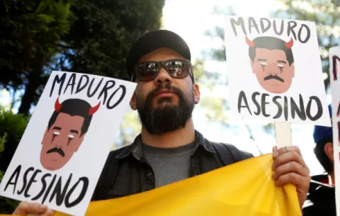 Maduro llega al Palacio Nacional de México en medio de polémica por su visita