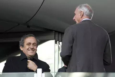 Platini defiende la Eurocopa de 24 equipos