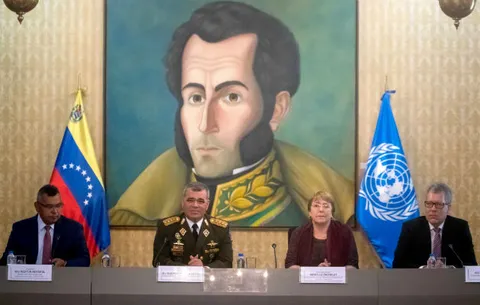 Bachelet se reúne con los representantes de los poderes públicos de Venezuela