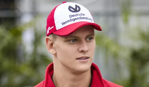 Hijo de Michael Schumacher firma con la academia de Ferrari