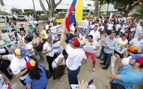 Iglesia pide seriedad y respeto en debate sobre ley  migratoria