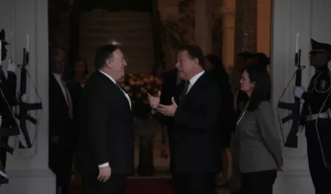 El mensaje de Mike Pompeo: 'Cuando China llama, no siempre es bueno para sus ciudadanos'