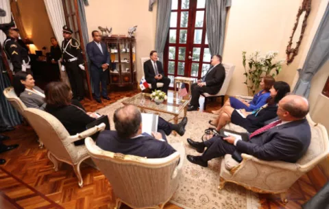 Secretaría de Estado confirma que Mike Pompeo y Juan Carlos Varela hablaron sobre China