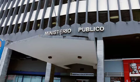 Exigen explicación a la procuradora Kenia Porcell por el metabuscador