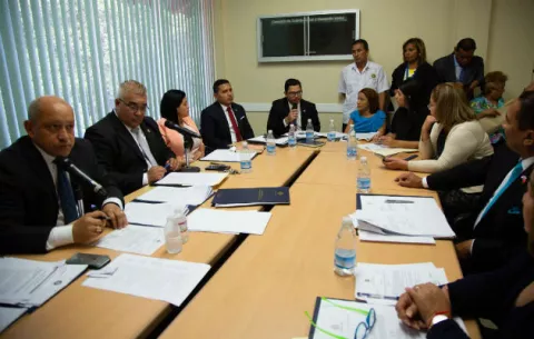 Autoridades del Mitradel explican ante la Asamblea Nacional medidas dirigidas a generar más empleos
