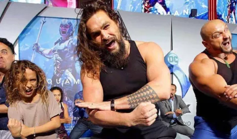 Momoa negocia unirse a 'Dune' 