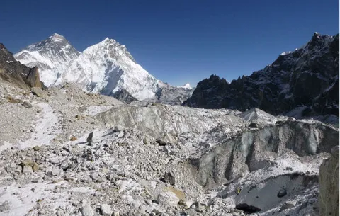 Glaciares del Himalaya se derriten dos veces más rápido desde inicio de siglo