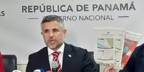Seis huecos diarios detecta el Ministerio de Obras Públicas en las calles de Panamá