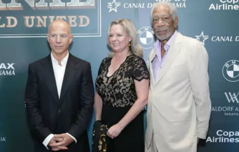 Morgan Freeman estuvo en la inauguración de sala IMAX 3D en el Canal de Panamá