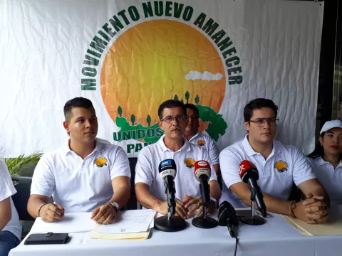 Rómulo Roux tiene el apoyo del Movimiento Nuevo Amanecer, al considerar que  ‘posee el mejor plan de gobierno para dirigir este país’