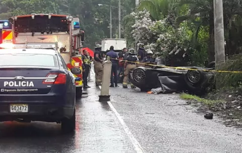 Joven muere en accidente automovilístico en la carretera Panamá-Colón