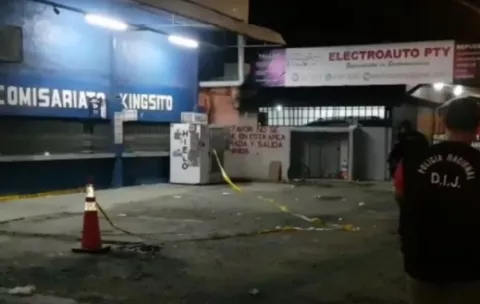 Asesinados a tiros dos hombres en gallera y parrillada