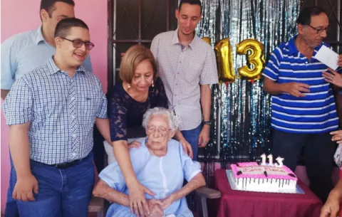 Mujer más longeva de América Latina celebra sus 113 años en Chitré