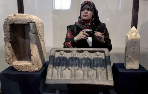 Unas 140 antigüedades recuperadas del extranjero se exponen en El Cairo