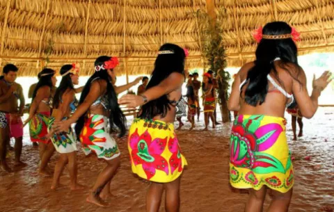 Mujeres Emberá crearán "primer banco" solo para indígenas panameños