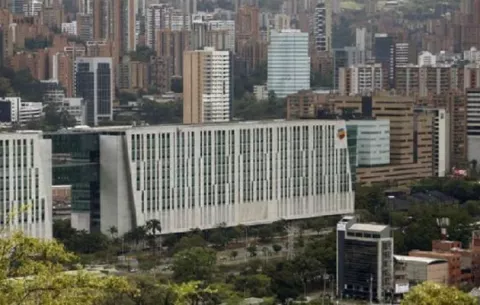 Multilatinas, motores de una economía latinoamericana a la sombra del poder político