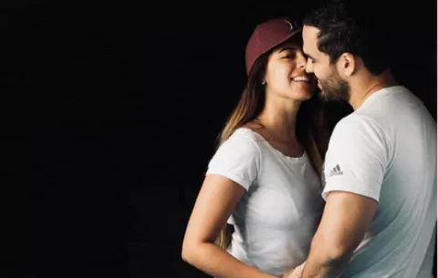 Neka Prila anuncia su embarazo