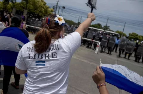 Manifestantes reclaman una "Nicaragua libre" en el Día de la Independencia
