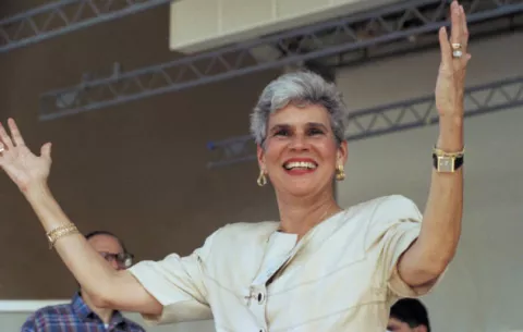 Delicada condición de expresidenta de Nicaragua Violeta Barrios de Chamorro