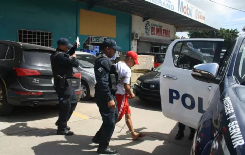 ¡Triste! Nieto asesina a su abuela con arma blanca en Pedregal; también atacó a la hermana 