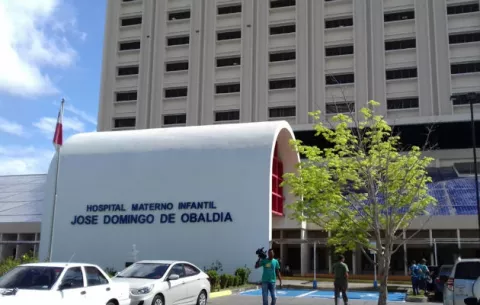 Tres niños infectados con extraña bacteria en el hospital Obaldía de David 
