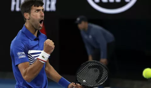 Novak Djokovic liquidó a Nadal y gana en Australia