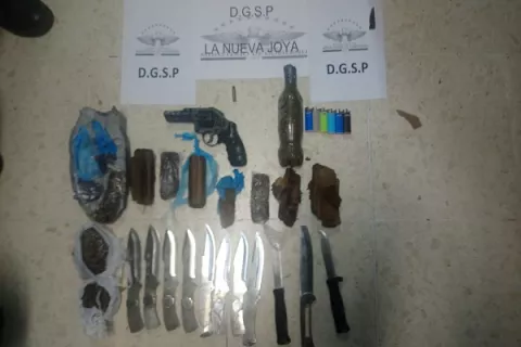 Decomisan armas blancas y de fuego en La Nueva Joya