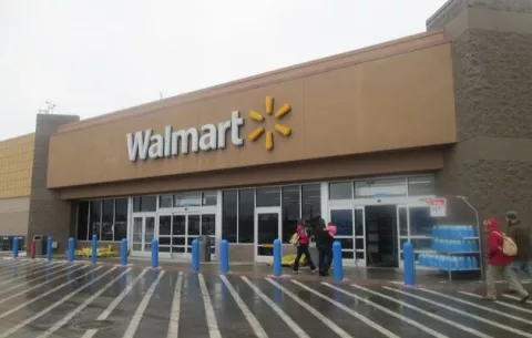  El director ejecutivo de Walmart irrumpe en el debate de las armas; otros directores ejecutivos deberían seguir su ejemplo