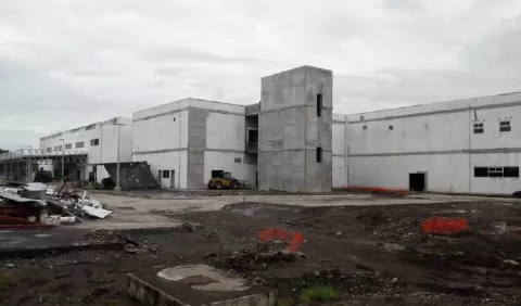 Juan Carlos Varela "castigó" al país con paralización de obras para mejorar salud pública