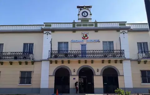 El MP llega a acuerdo de penas con siete personas investigadas por varios delitos