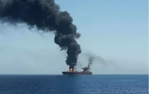 Atacan dos cargueros, uno de ellos panameño en el estrecho de Ormuz