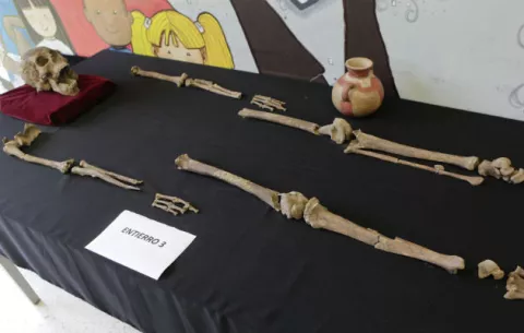 Descubren osamentas de 1.600 años de antigüedad en El Salvador