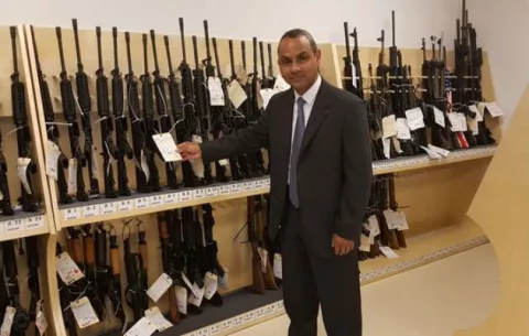 Se entregó Ovidio Fuentes, exdirector de la Diasp, buscado por caso de armas de fuego