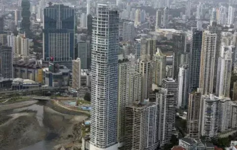 Cartera administrada por Casas de Valores cerró en  34,378 millones de dólares en 2018