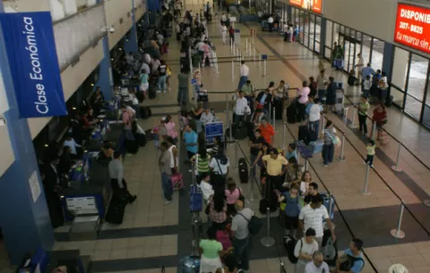 Panamá apuesta por atraer visitantes de Europa para revivir su sector turístico