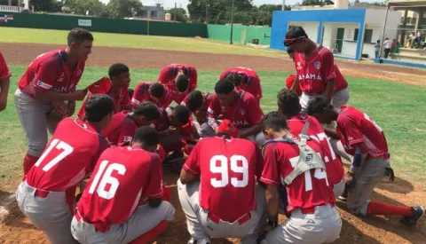 Panamá apalea a Brasil en Panamericano U14